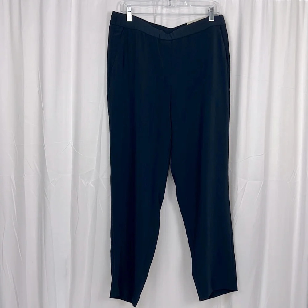 Chico’s Tapered Ankle Classic Navy Pant Size U.S 12R NEW